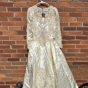 Vintage ivory cream wedding dress beads sequin NEEDS TLC REHAB PROJECT
